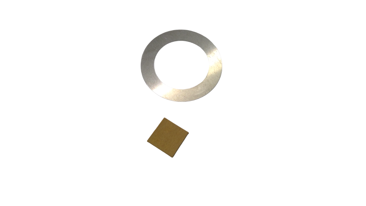 New OEM Genuine John Deere Shim, Part # R81485