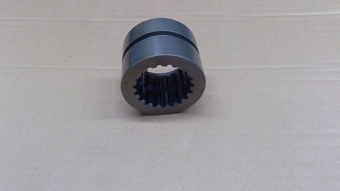 New OEM Genuine John Deere Shift Collar, Part # R88601