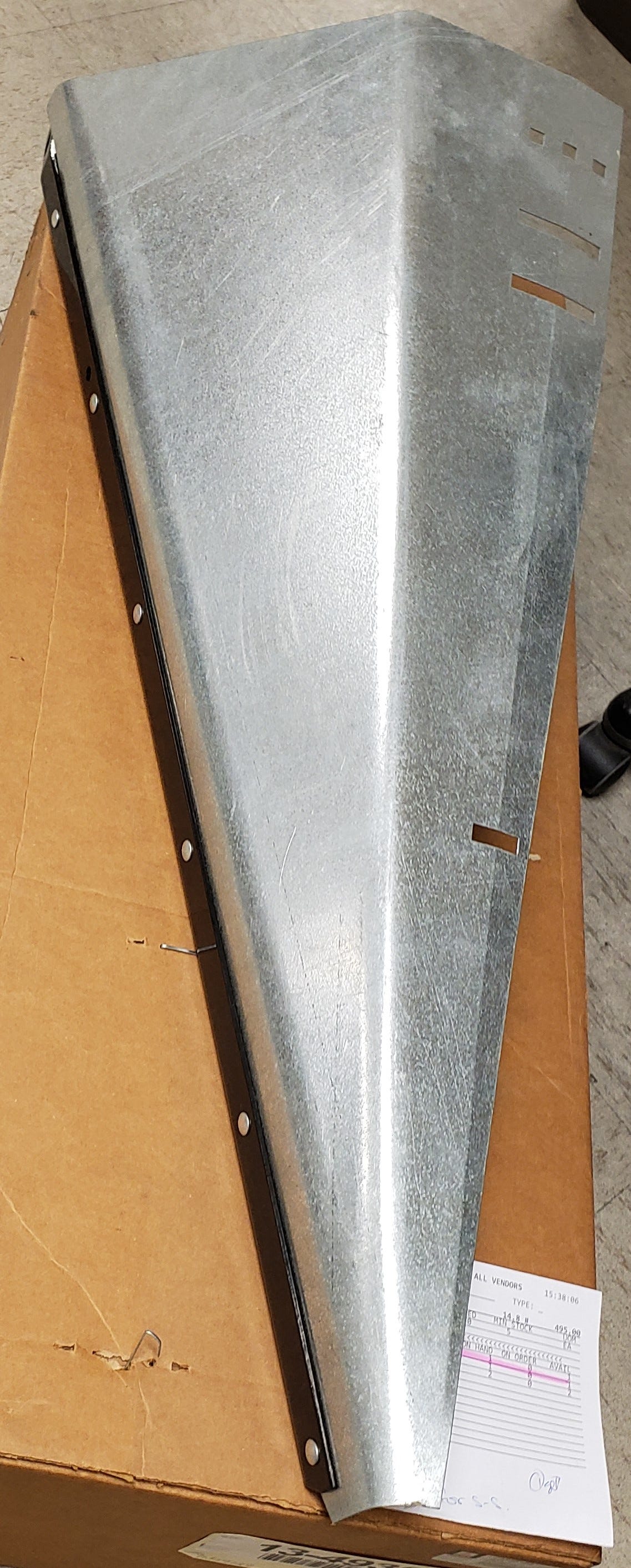 New OEM Genuine AGCO Divider, Part # 71359129