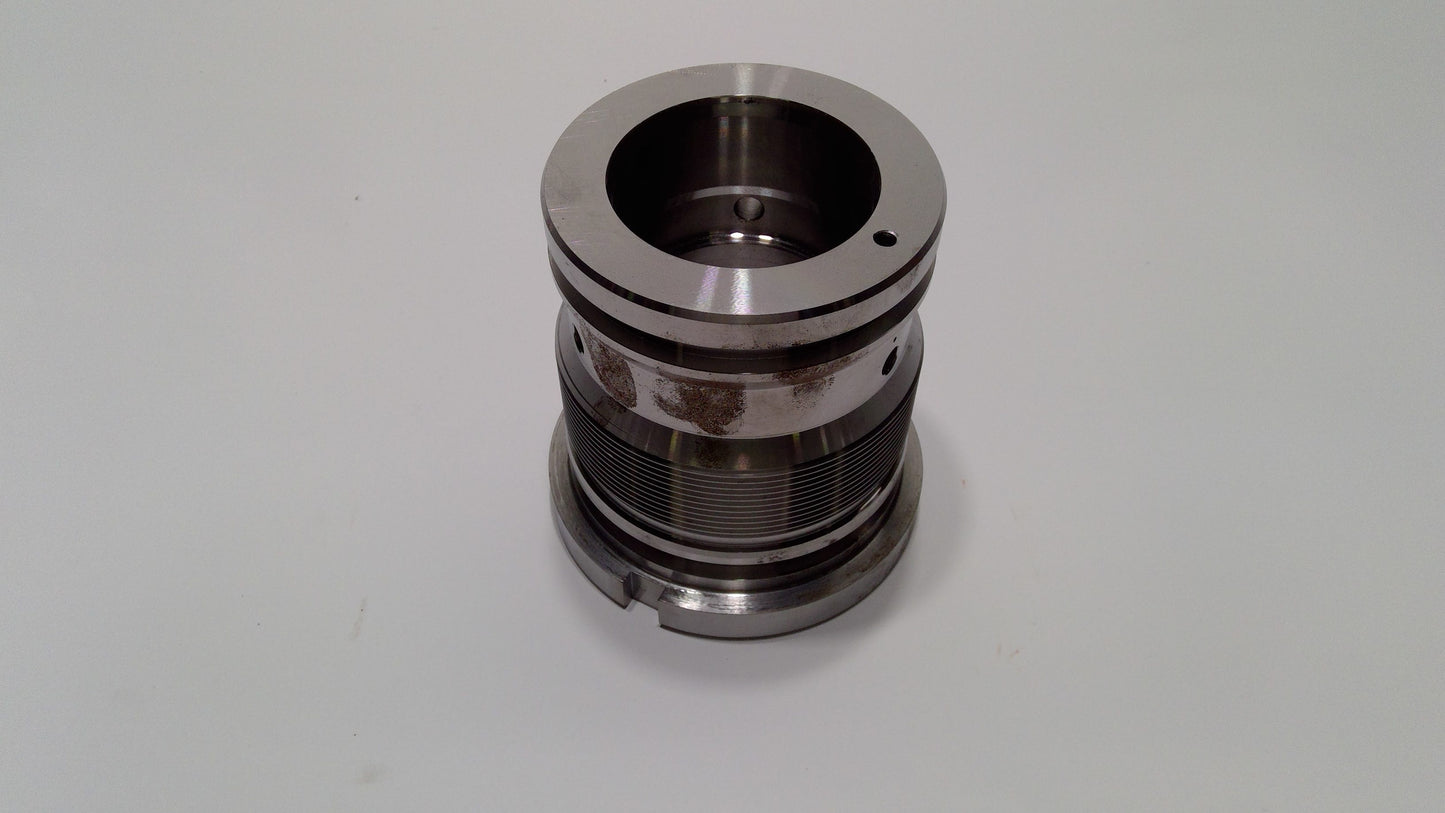 New OEM Genuine CNHi, Head - Part # 87633018