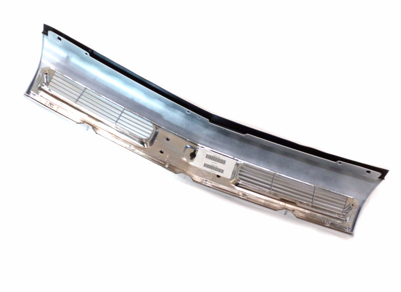 New OEM 1993 Oldsmobile Eighty Eight 1988 Royale Grille Arctic White, Part # 25612955