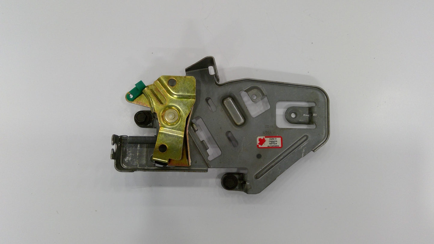 New Fits Chrysler Liftgate Latch - Part # 5161628AA