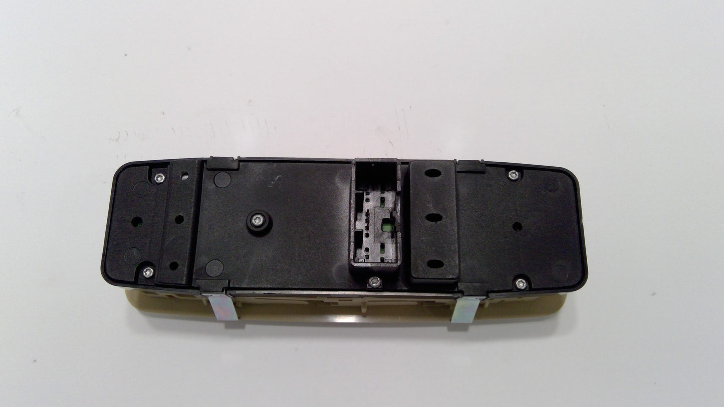 New Fits Chrysler Switch-Front Door - Part # 5PG12MJ4AB