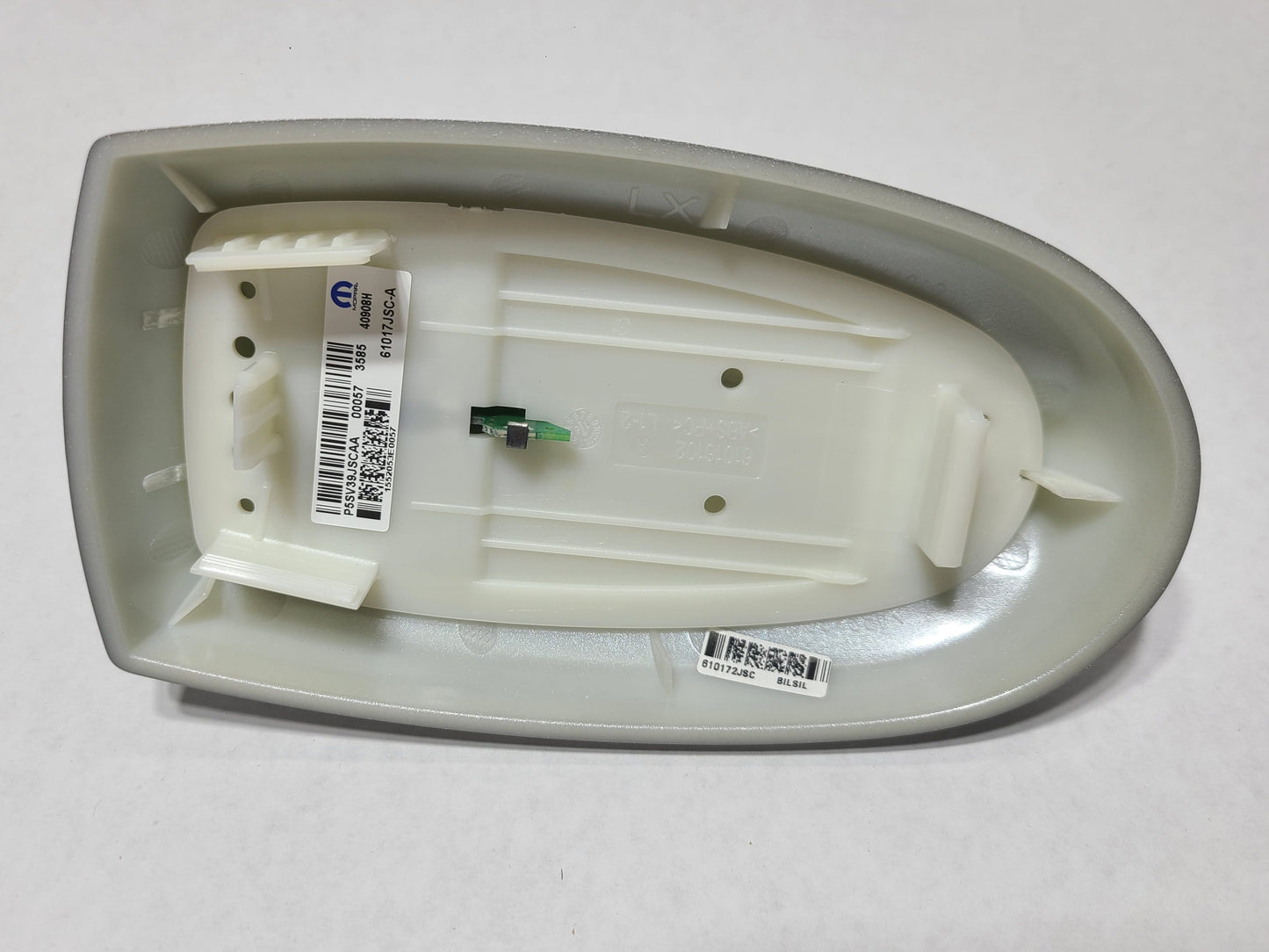 New 2015-2017 Fits Chrysler 300 Antenna-Cable & Base Assembly - Part # 5SV39JSCAA
