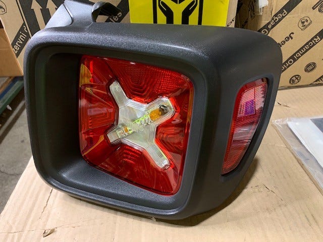 New Fits Chrysler Lamp-Tail - Part # 68346448AA
