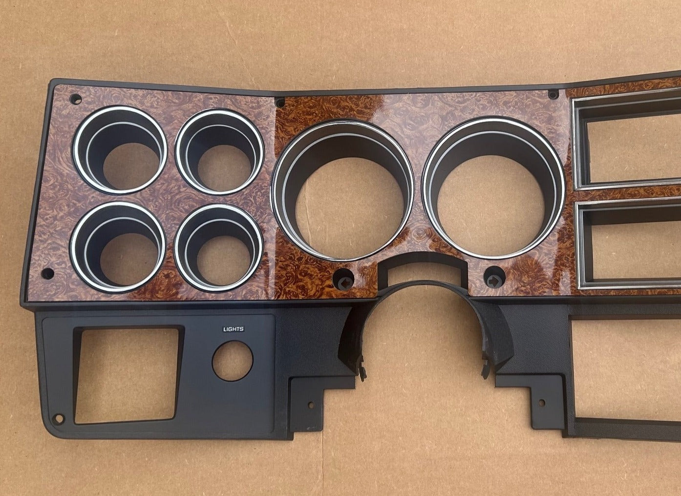 New OEM 1988-1991 Chevrolet GMC Suburban Blazer Crew Cab Dash Bezel Trim 15647051