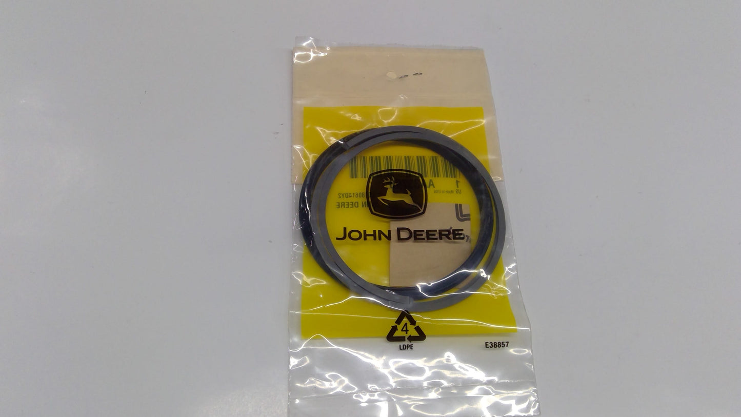 New OEM Genuine John Deere Seal, Part # AA33708