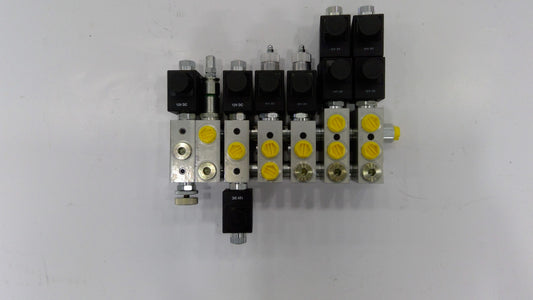 New OEM Genuine John Deere Spool Valve, Part # DC201480