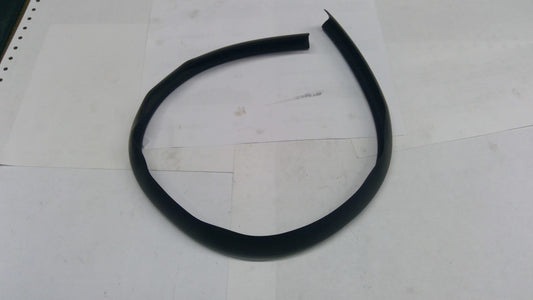 New OEM Genuine John Deere Molding, Part # M143381