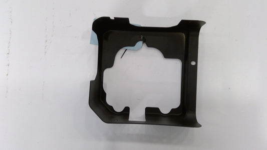 New OEM Genuine John Deere Deflector, Part # M146631