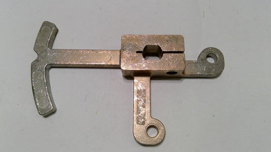New OEM Genuine John Deere Lever Control, Part # M70925