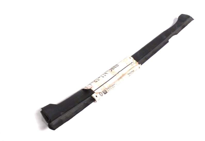 New OEM 1988-1993 Buick Regal Driver's Left Rear Door Above Belt molding Seal, Part # 10152599
