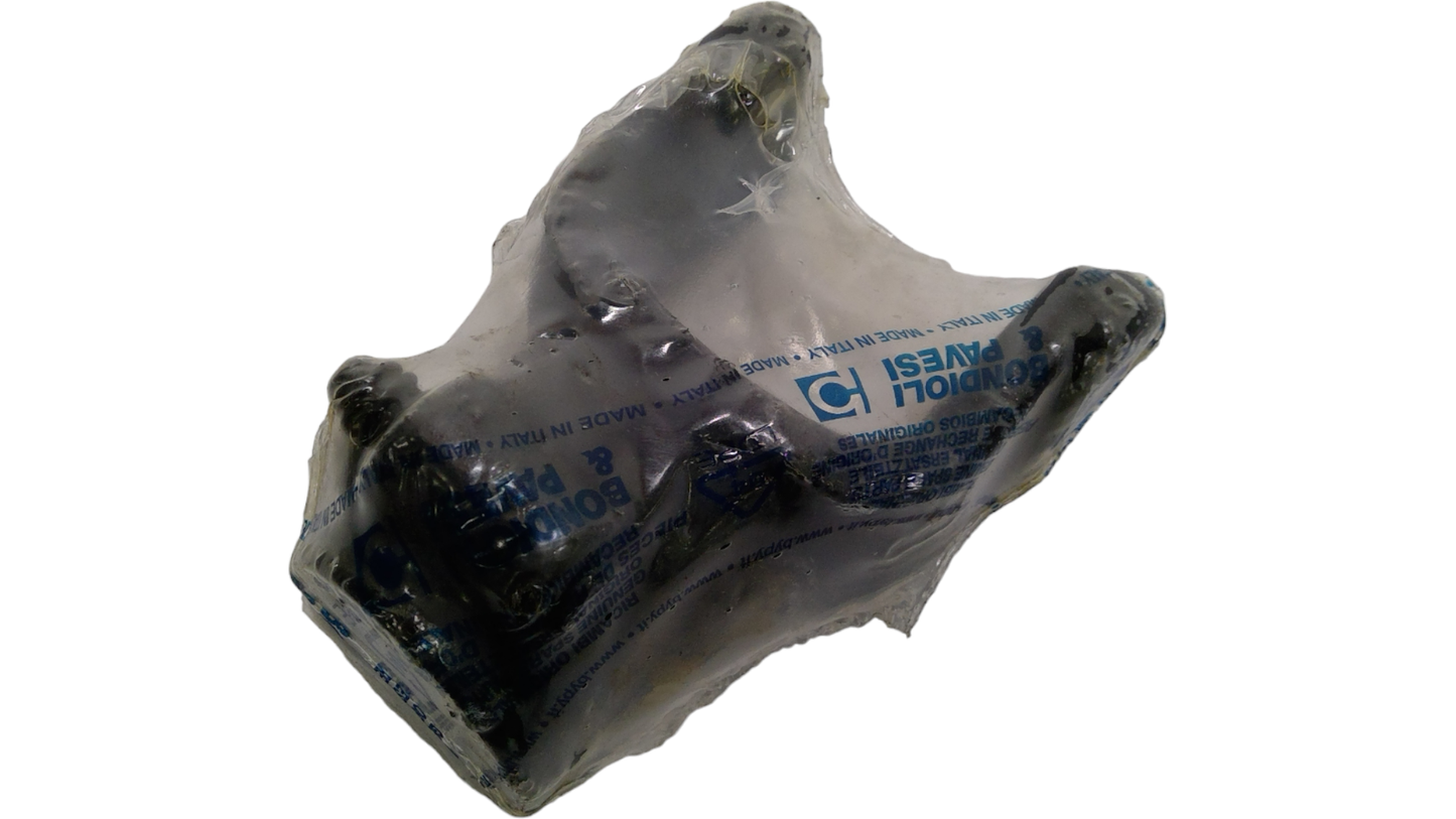 New OEM Genuine AGCO Yoke, Part # 113815M1
