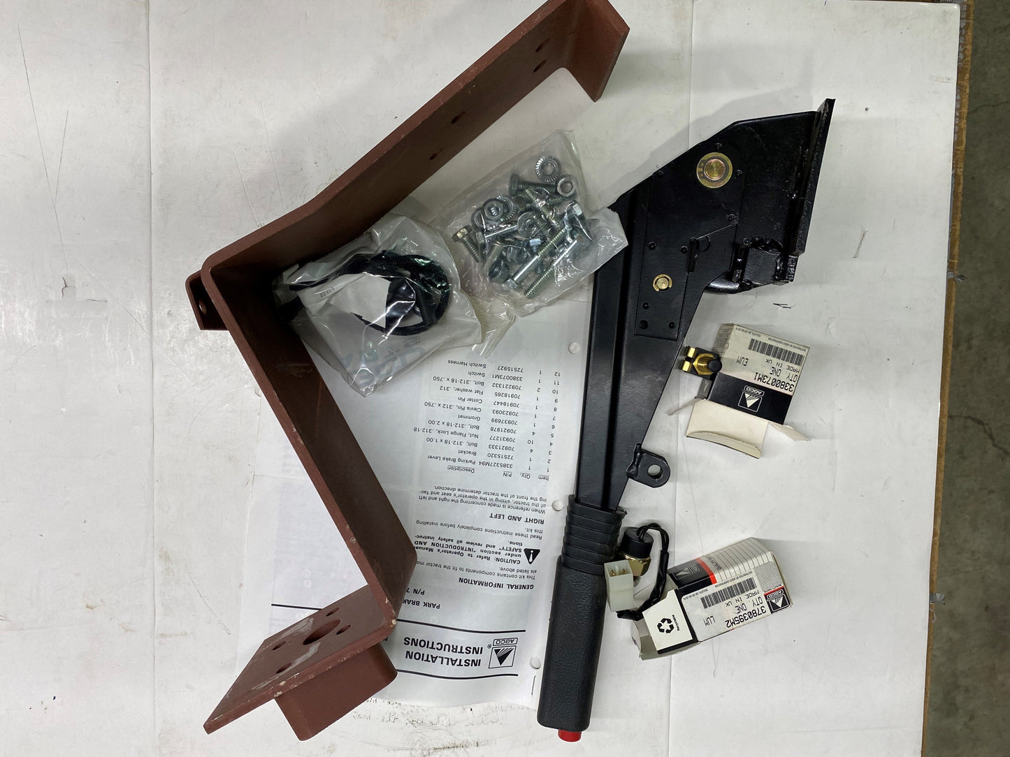 New OEM Genuine AGCO Lever, Part # 72515926