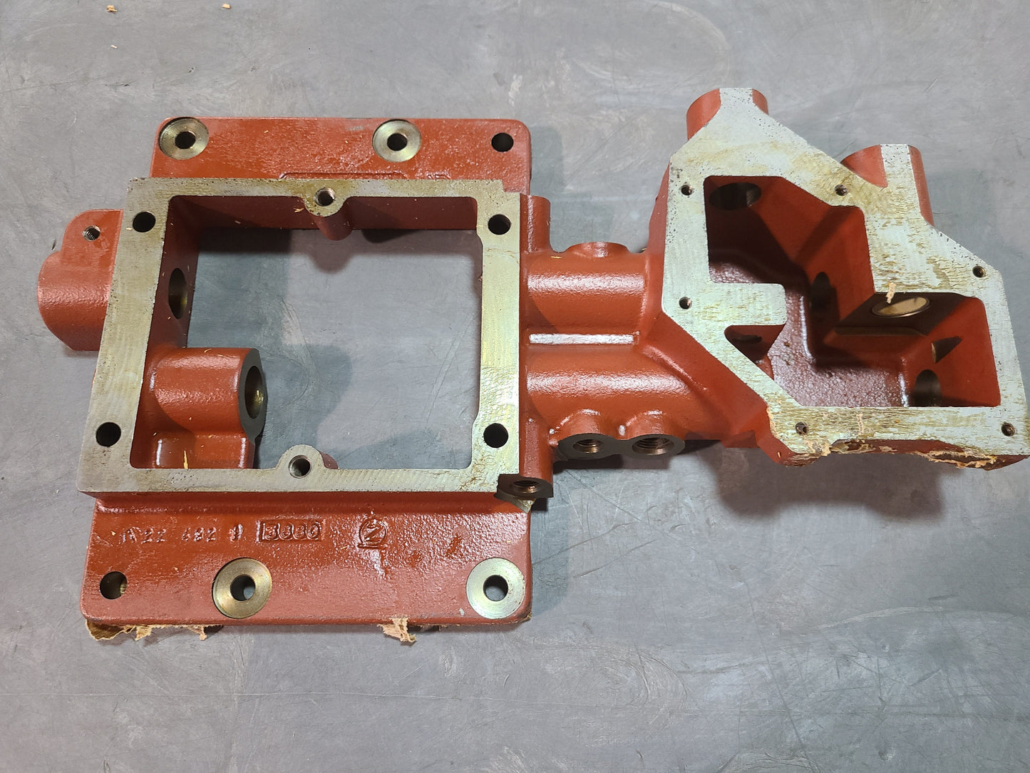 New OEM Genuine CNHi, Cover - Part # F1NN7211AC