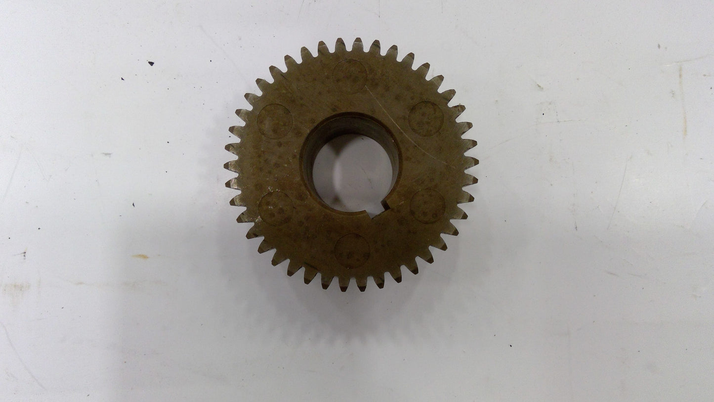 New OEM Genuine CNHi, Gear - Part # 181441A1