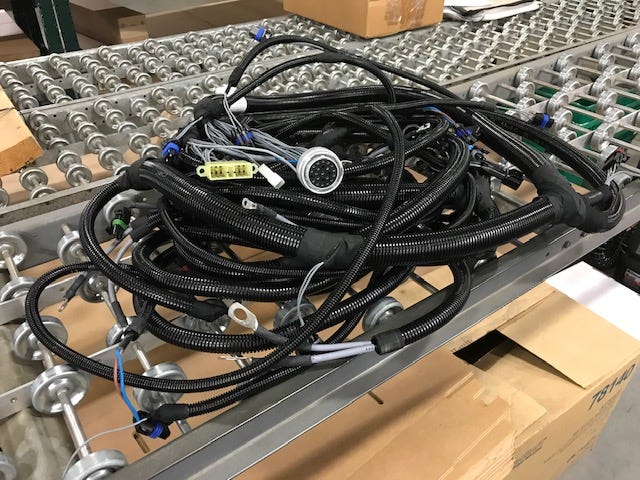 New OEM Genuine CNHi, Cable Electric - Part # 76090995