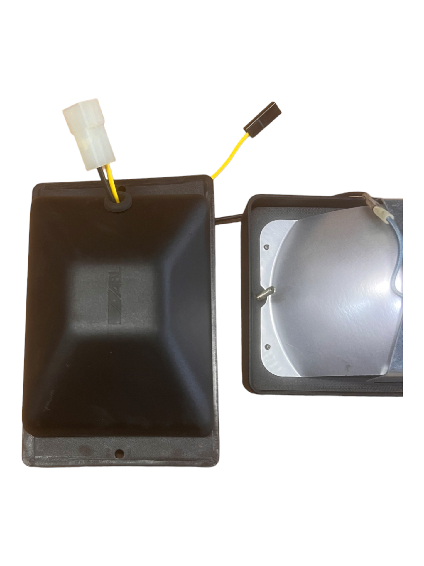 New OEM Genuine CNHi, Lamp Work - Part # 83936276