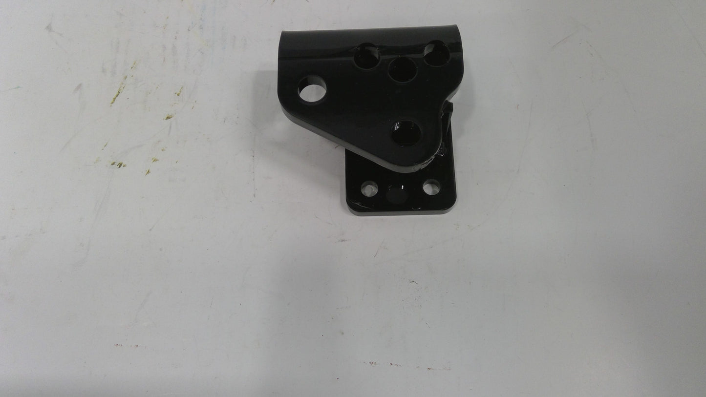 New OEM Genuine CNHi, Mount - Part # 84381547