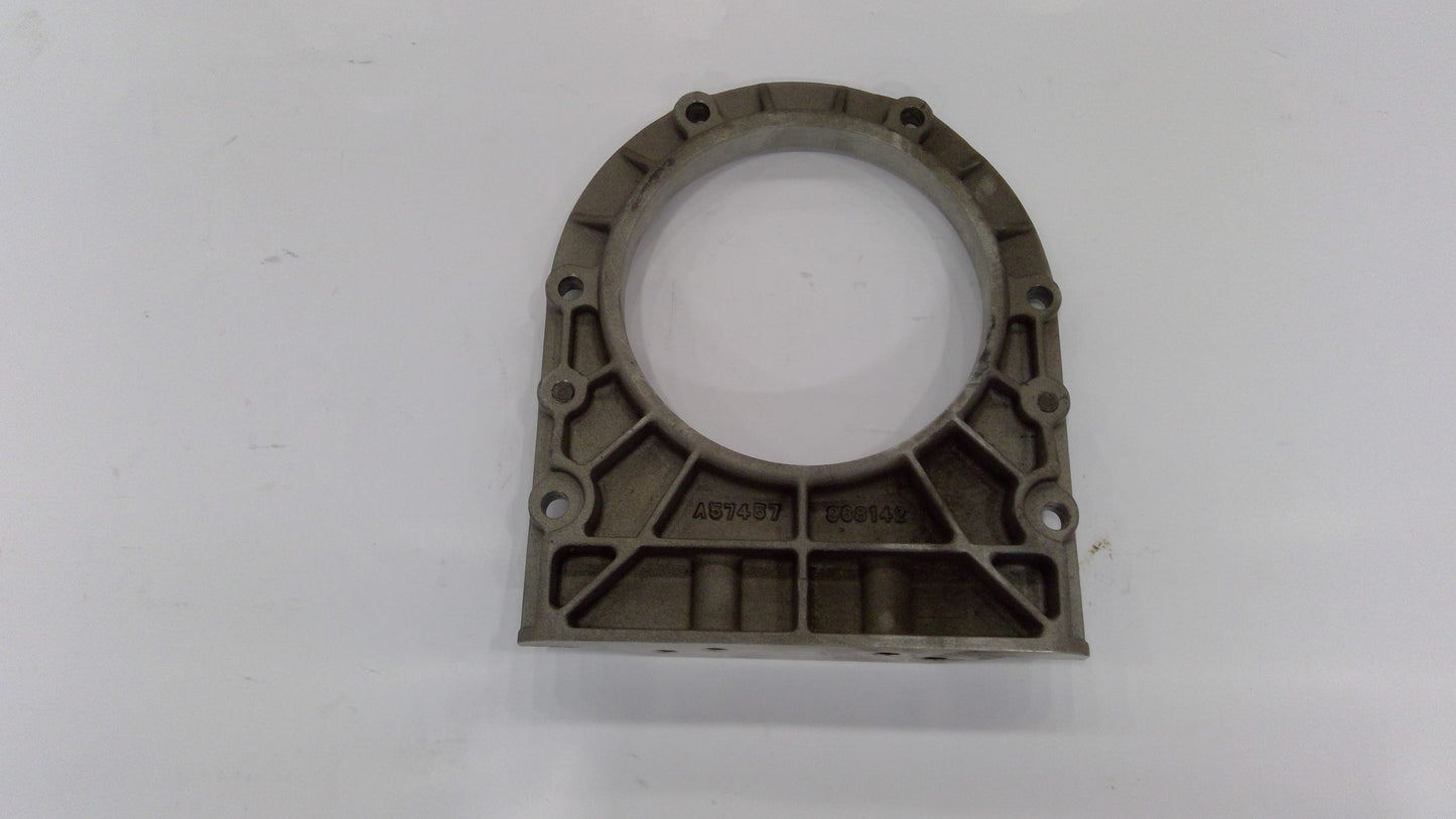New OEM Genuine CNHi, Retainer - Part # A57457