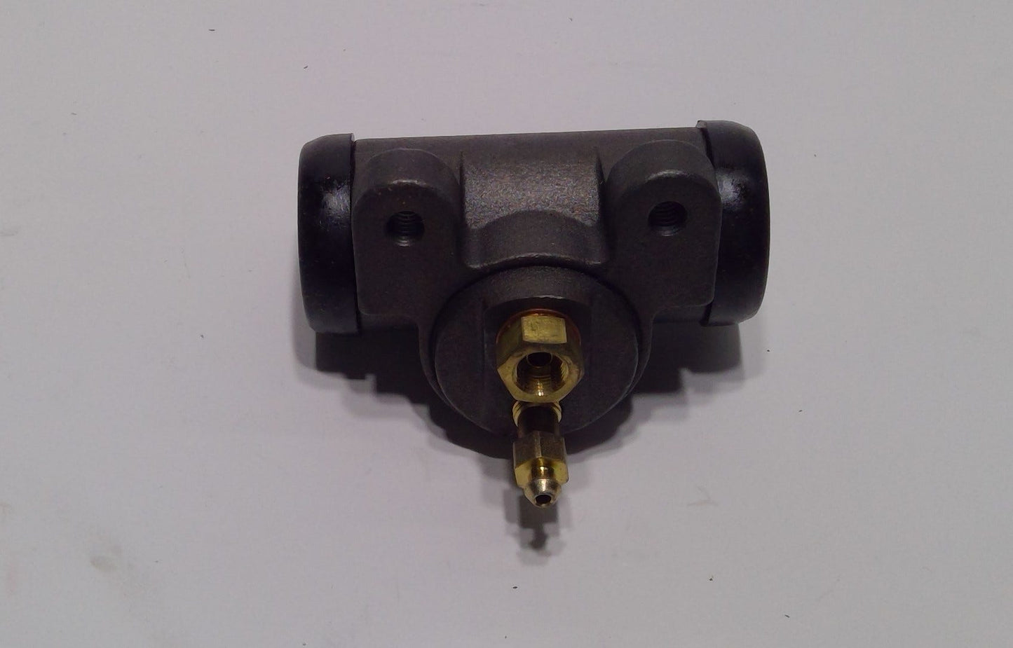 New OEM Genuine CNHi, Cylinder - Part # D88751