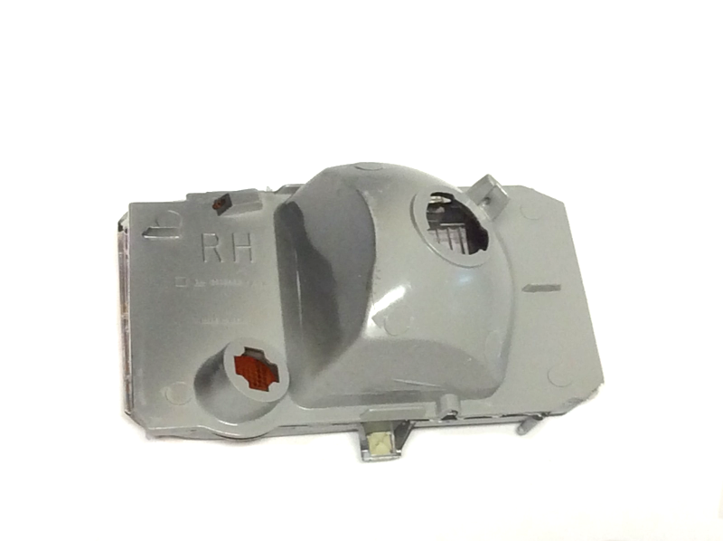 New OEM 1985-1968 Cadillac Deville Passenger Corner Side Marker Light Right, Part # 16500960