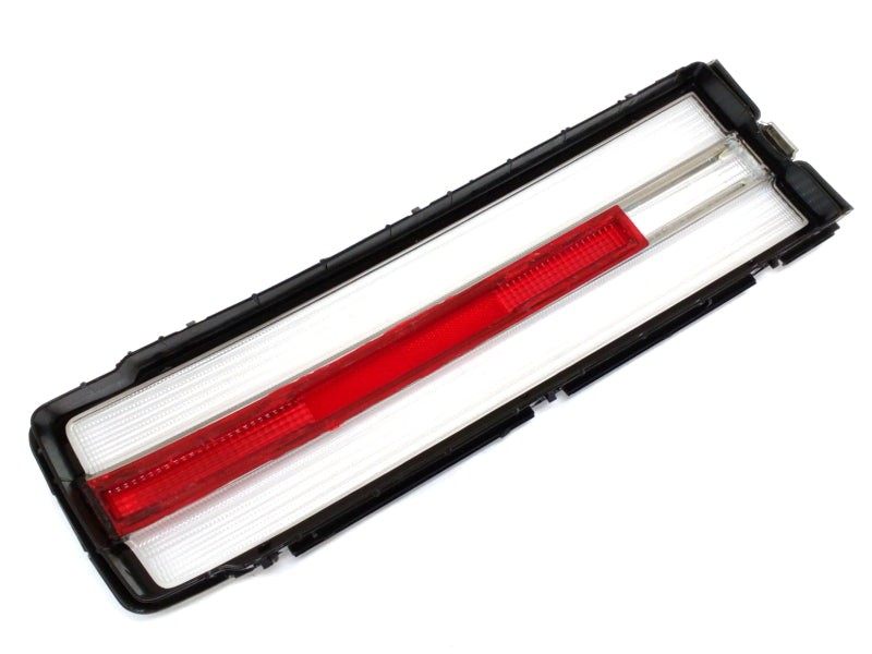 New OEM 1991-1993 Buick Regal Driver Left Tail Lamp Lens Assembly, Part # 16514225
