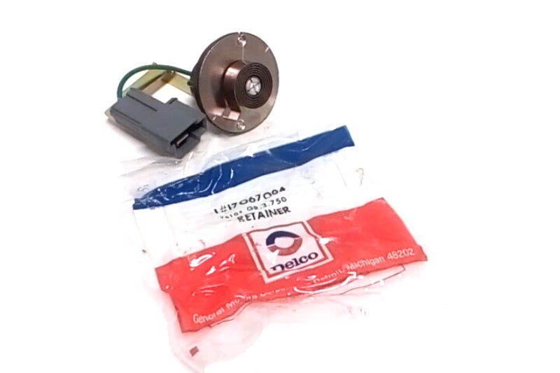 New OEM 1981-1989 GMC, Chevrolet 1 Barrel Carb Thermostat Cover W/Coil, Part # 17067957