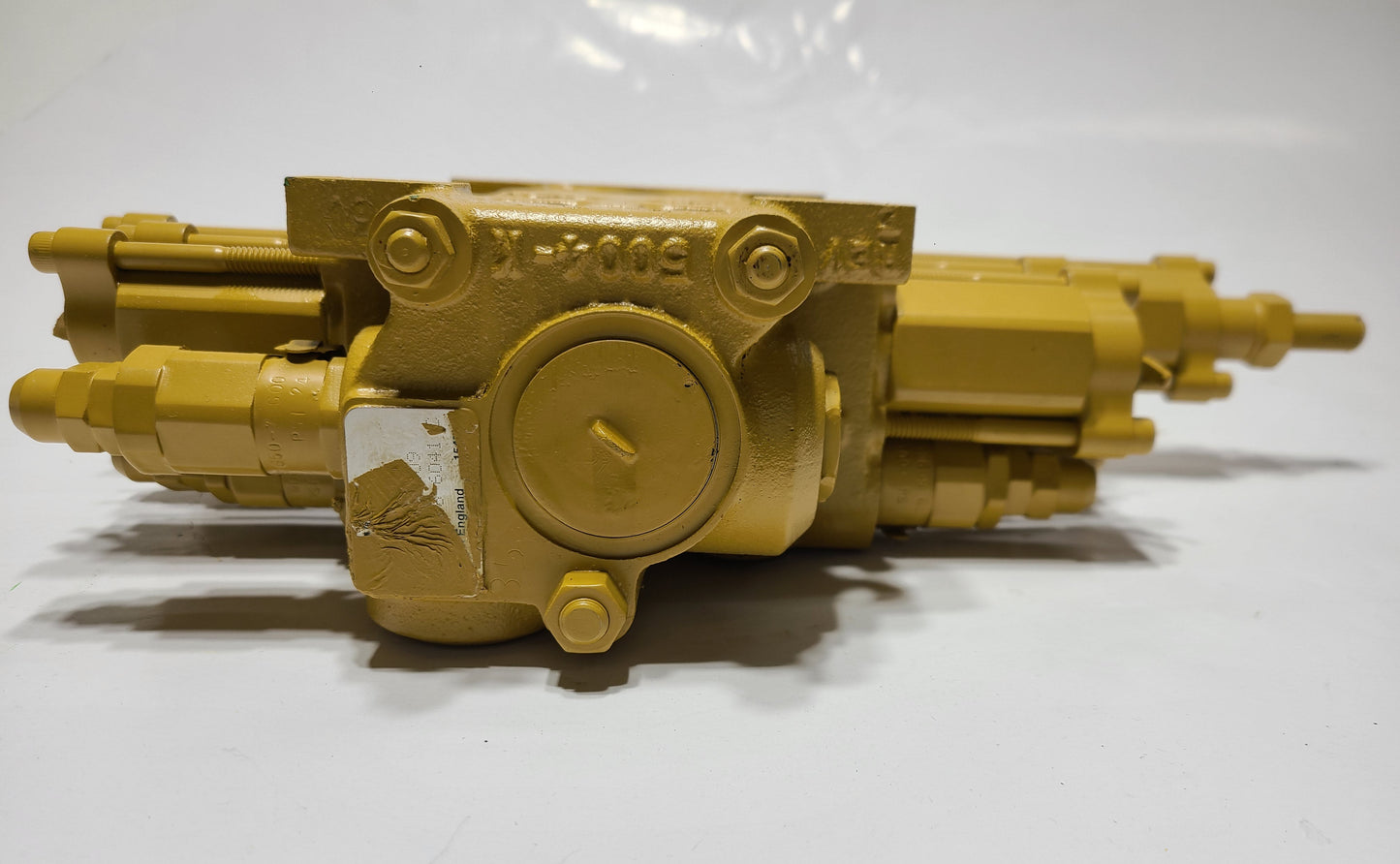 New OEM Genuine Caterpillar, Valve Gp Con - Part # 1886041