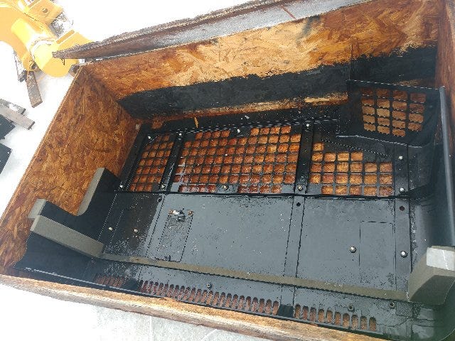 New OEM Genuine Caterpillar, Hood As Engi - Part # 2762607