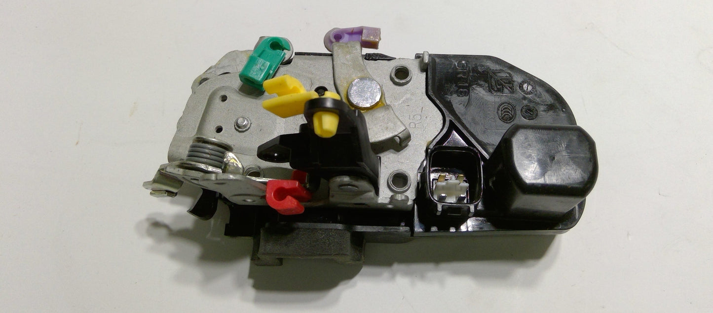 New 1998-2004 Fits Chrysler Concorde, Intrepid, LHS, New Yorker Front Door Latch - Part # 4574150AF