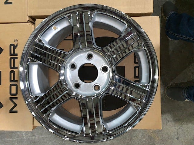 New Fits Chrysler Wheel-Aluminum - Part # 4766603AC