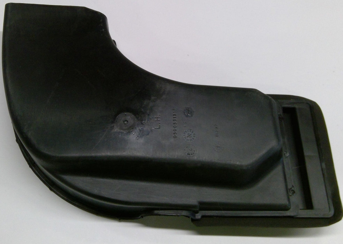 New 2001-2007 Fits Chrysler Grand Caravan, Town & Country Exhauster-Quarter Panel - Part # 5005513AB
