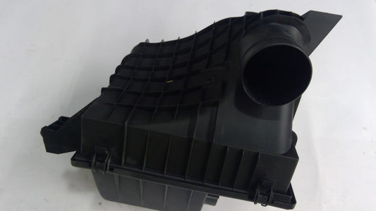 New 2003 Fits Chrysler Sprinter 2500 Air Cleaner - Part # 5103611AA