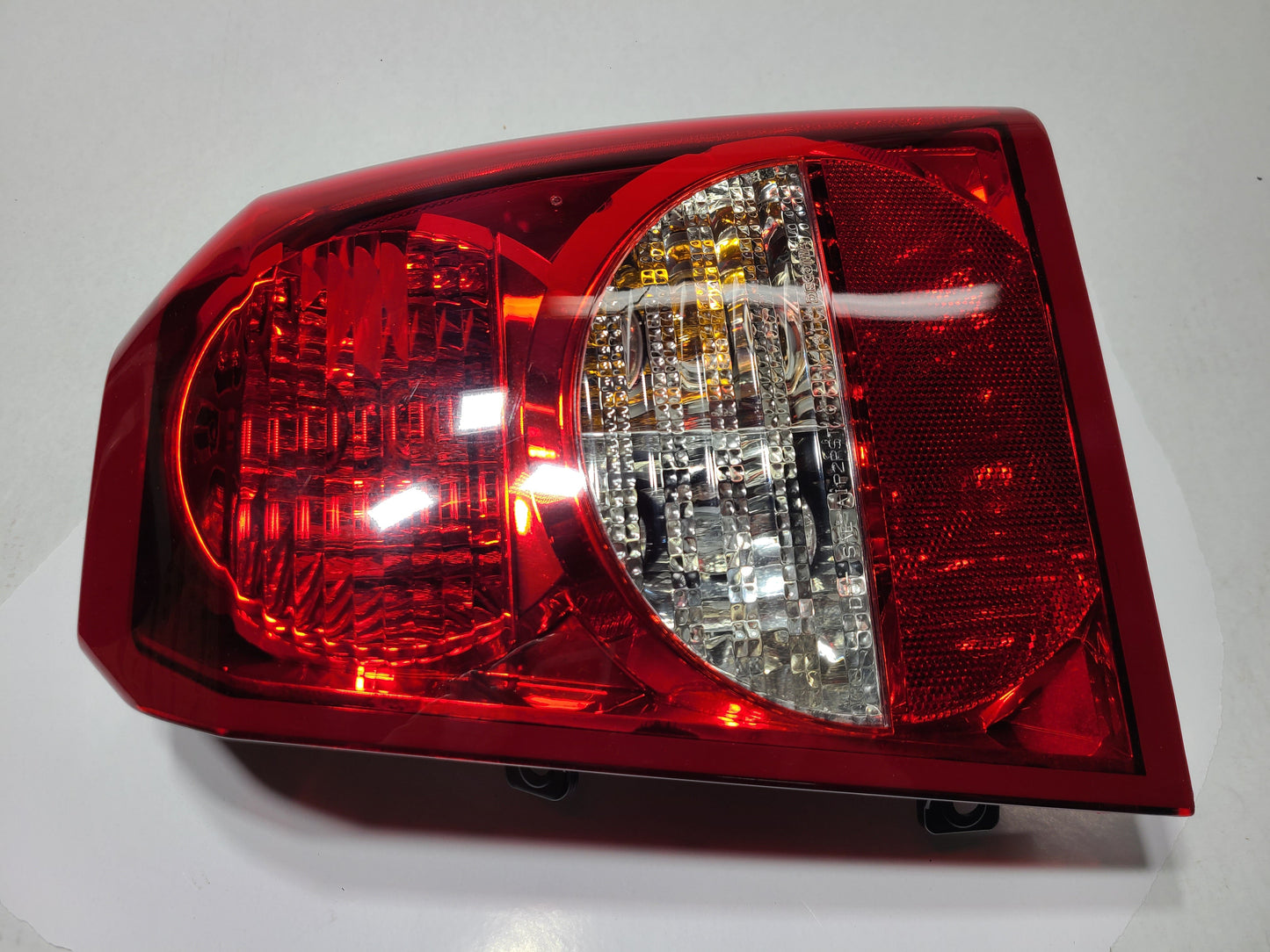 New 2007 Fits Chrysler Caliber, Compass, Patriot Lamp-Tail Stop Turn Sidemarker - Part # 5303752AG