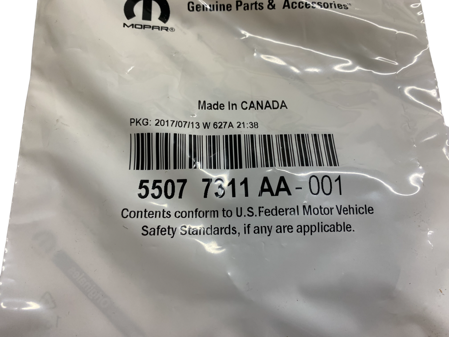 New 2002-2003 Fits Chrysler 1500 Plug-Trailer Hitch - Part # 55077311AA