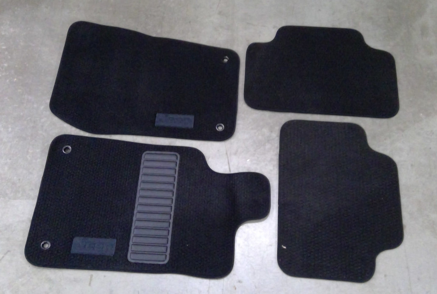 New Fits Chrysler Mat Kit-Floor - Part # 5LR84DX9AA