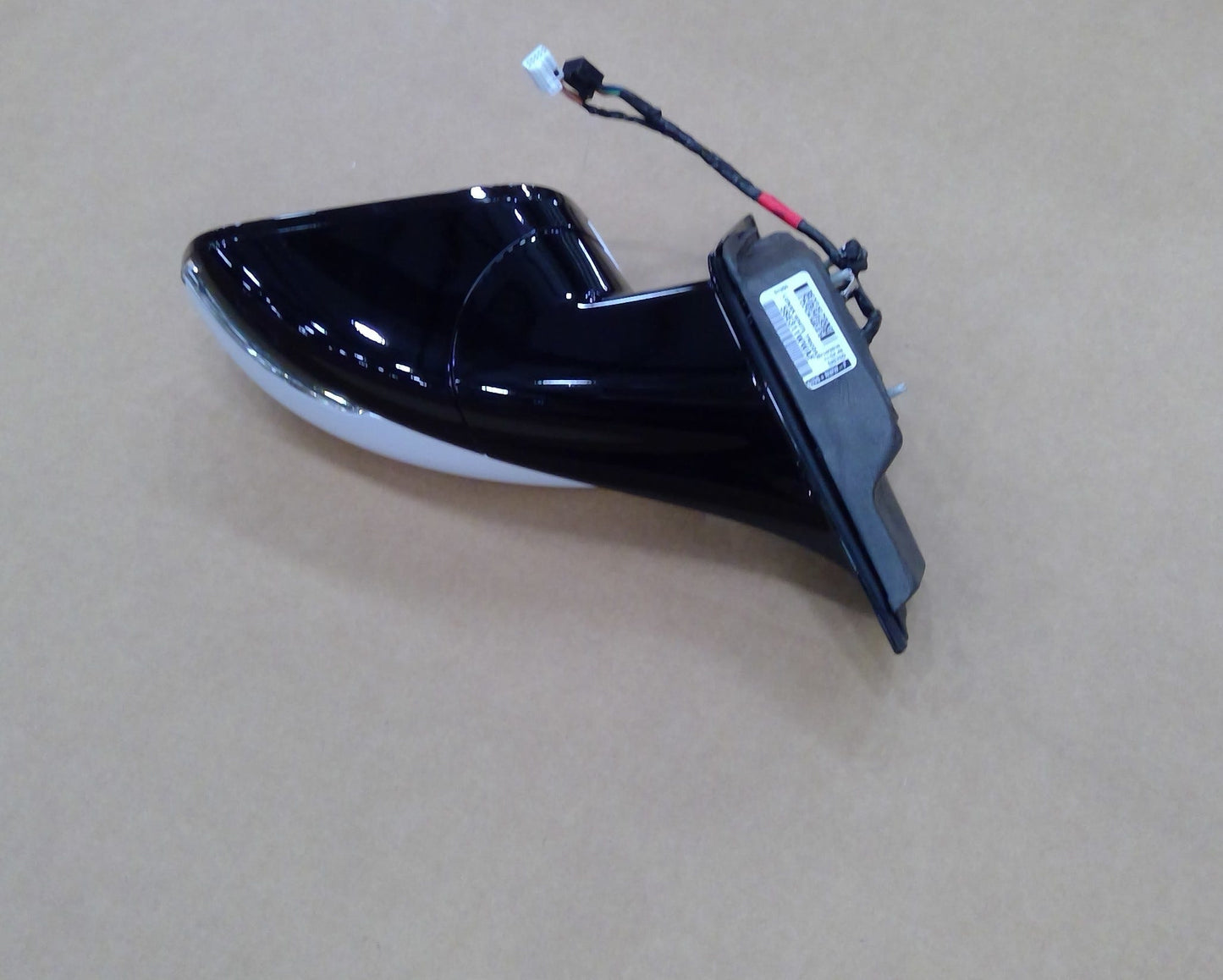 New 2016 Fits Chrysler 200 Outside Rear View Mirror - Part # 5SE311WWAF
