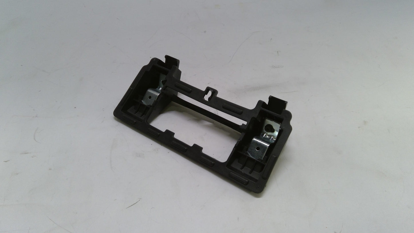 New Fits Chrysler Retainer - Part # 68029388AA