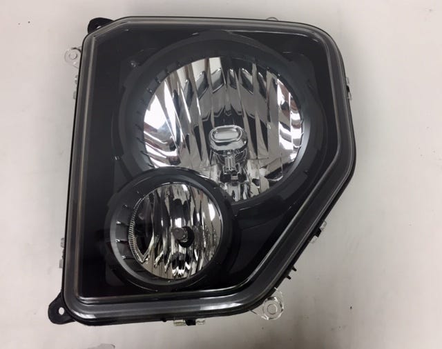 New Fits Chrysler Headlamp - Part # 68145587AA