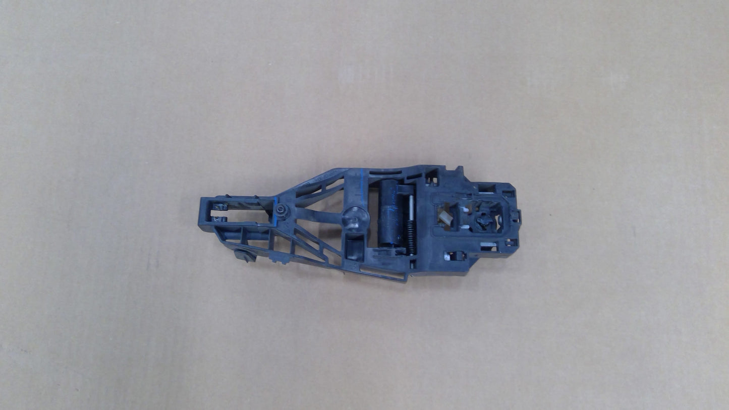 New Fits Chrysler Bracket-Door Handle - Part # 68230679AE