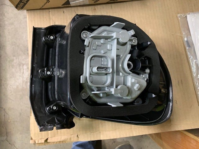New Fits Chrysler Lamp-Tail - Part # 68346448AA