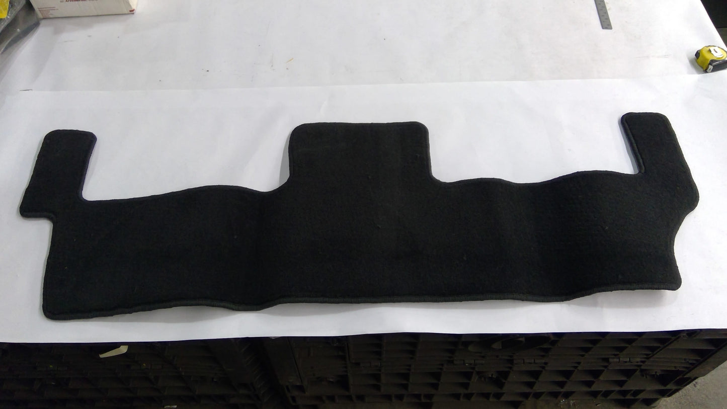 New Fits Chrysler Floor Rear Mat Kit - Part # 82210728AB