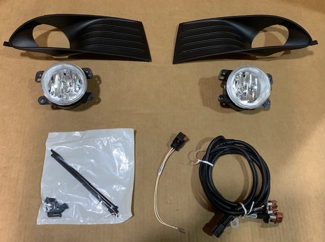 New Fits Chrysler Light Fog Complete - Part # 82212062