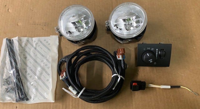 New Fits Chrysler Fog Complete Light Kit - Part # 82212064