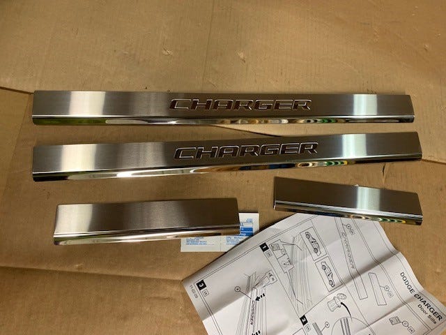 New Fits Chrysler Protector-Door Entry - Part # 82212155