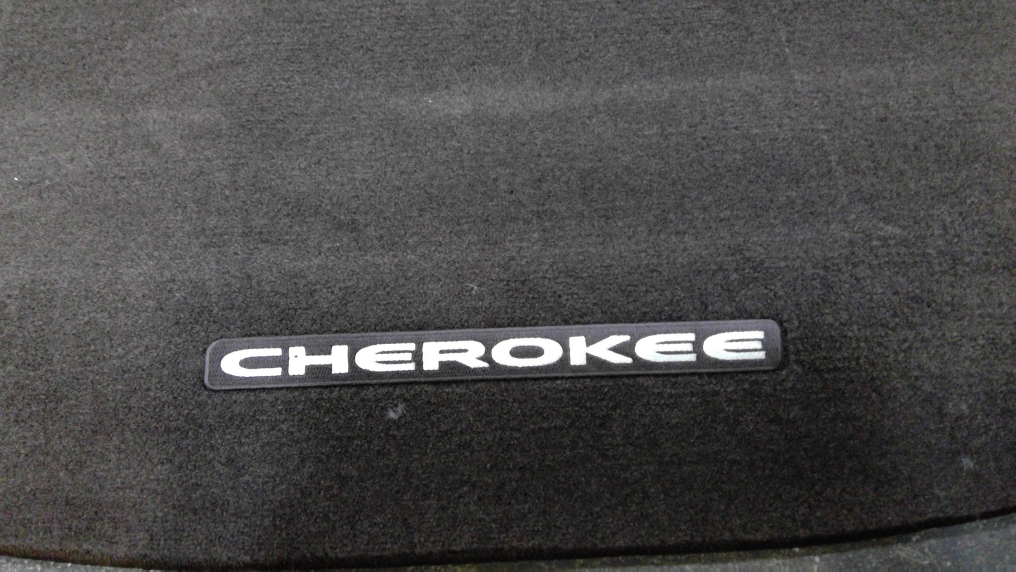 New Fits Chrysler Cargo Mat Kit - Part # 82214493