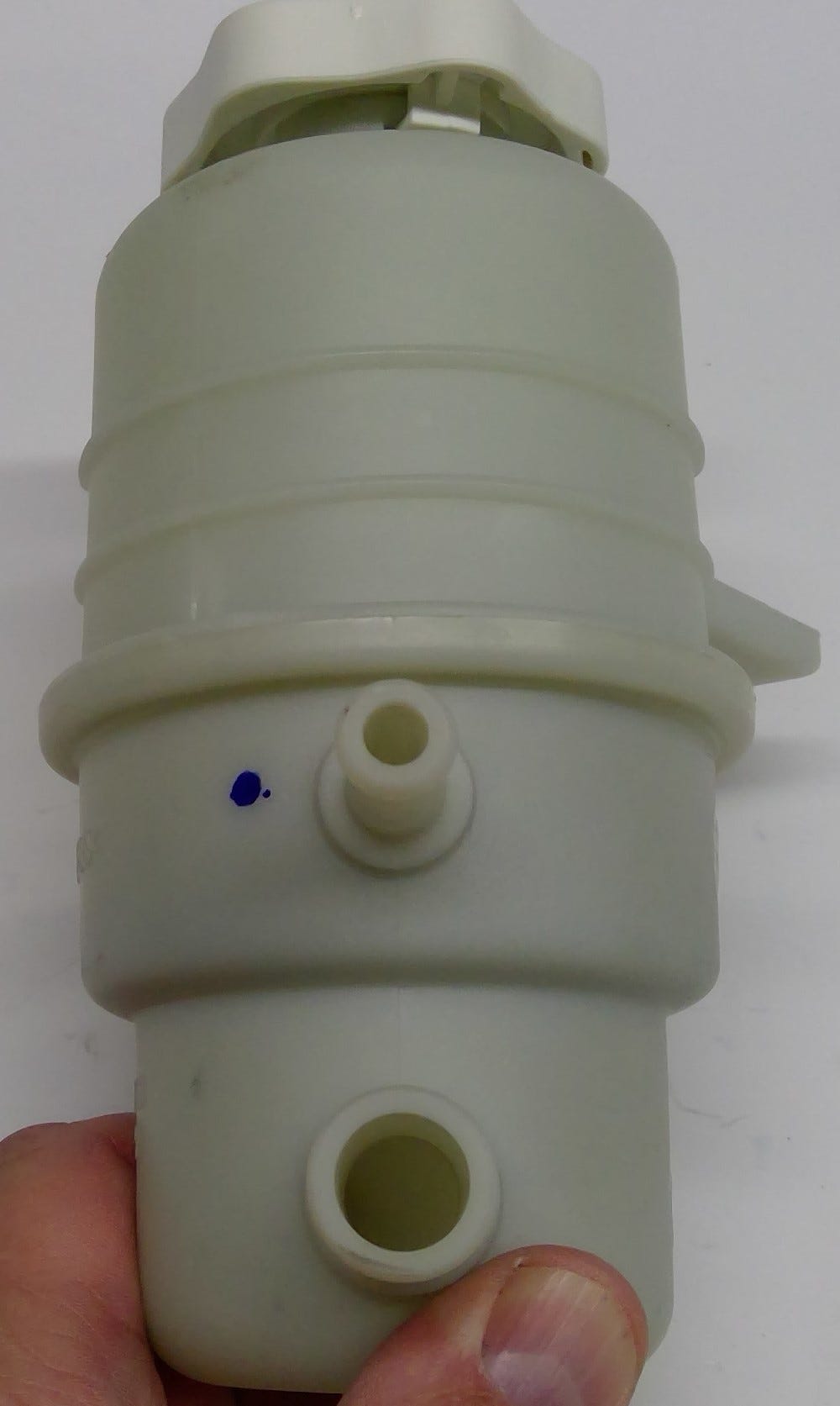 New 2004-2005 Fits Chrysler Sebring, Stratus Reservoir-Power Steering Pump - Part # MN101235