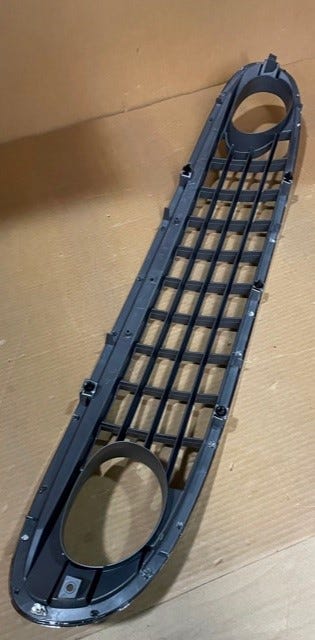 New 2001-2002 Fits Chrysler Sebring Grille-Fascia - Part # MR566040