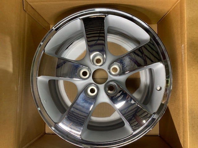 New 2003-2005 Fits Chrysler Stratus Wheel Disc - Part # MR641142